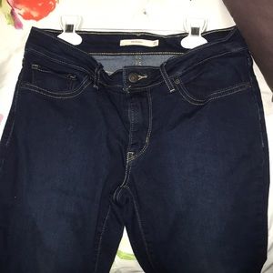 Levi’s 711 Skinny 27 waist